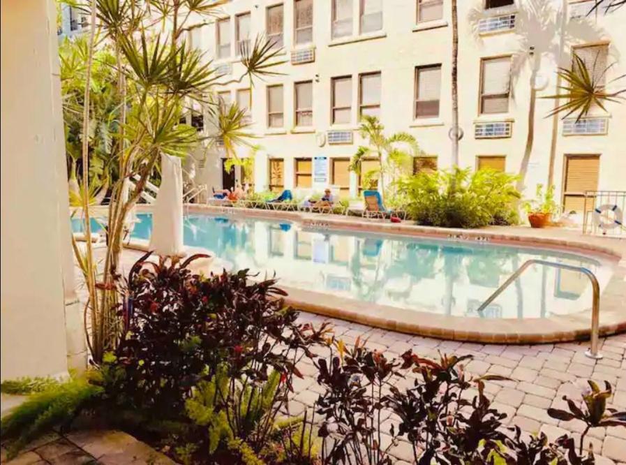 Romantic Studio In The Heart Of Palm Beach - Free Valet Service エクステリア 写真
